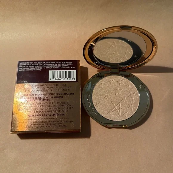 Charlotte Tilbury Glow Glide Hollywood Highlighter in Moonlit Glow - New w/Box - Picture 3 of 13